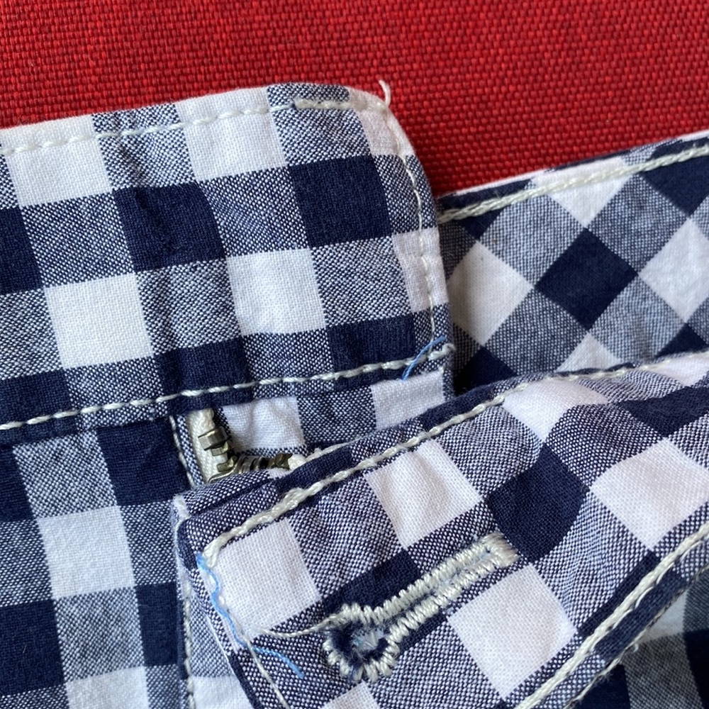 Gingham & White Bermuda Shorts - All 4 Pairs - Picture 14 of 15